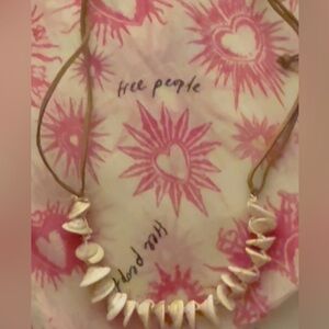 Free People genuine SHELL AND LEATHER adjustable Necklace
